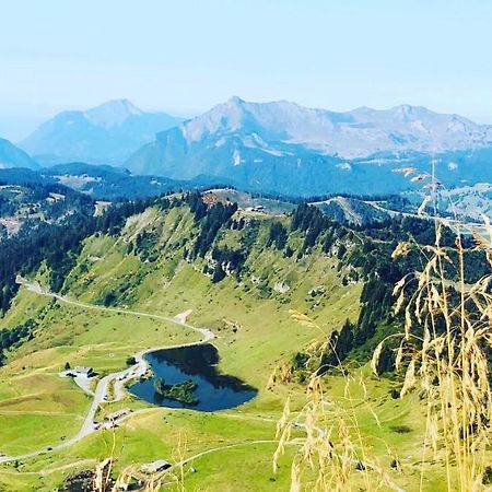 Superbe Appartement Au Centre De Samoëns Kültér fotó