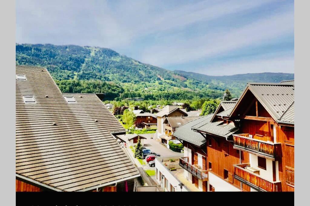 Superbe Appartement Au Centre De Samoëns Kültér fotó